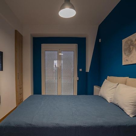 Maxblue 2 Apartment Piraeus Exterior photo